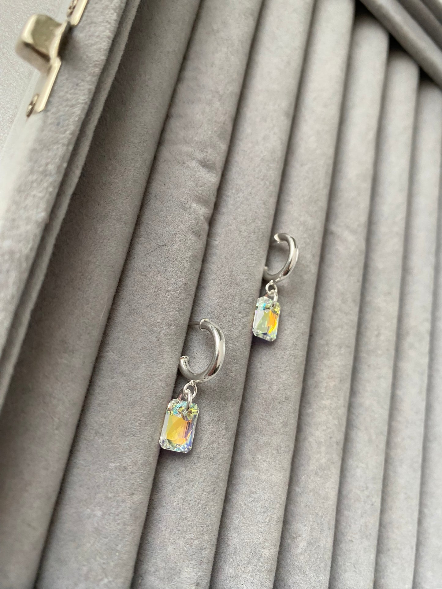 Annie Demi Hoops