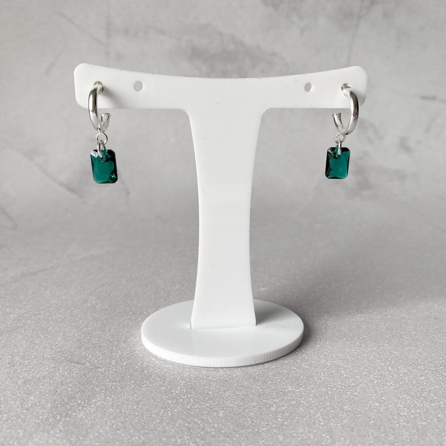 Annie Demi Hoops