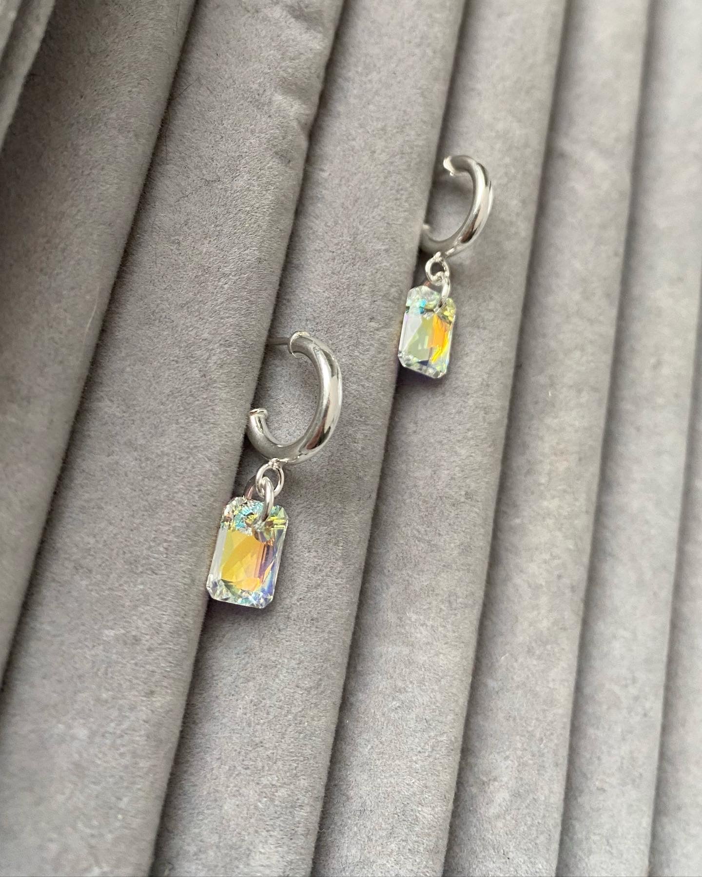 Annie Demi Hoops